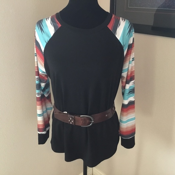 Black shirt with Aztec print long sleeves - Picture 1 of 11